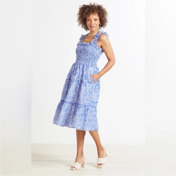 Amanda Uprichard Dresses & Skirts - Amanda Uprichard Dress Size Small Adelene Midi Smocked Tiered Floral Cottagecore